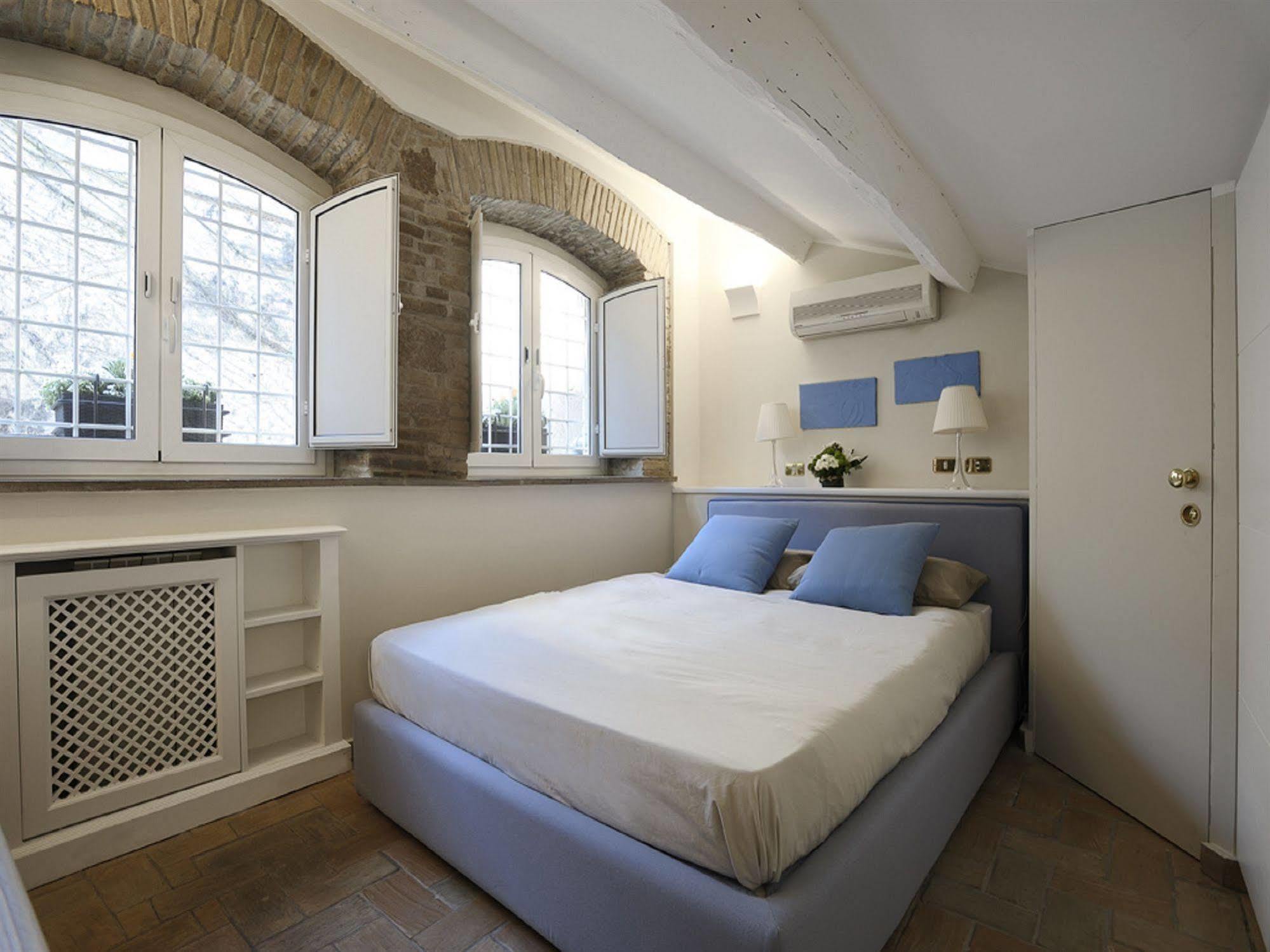 Antiche Residenze Romane Navona ภายนอก รูปภาพ